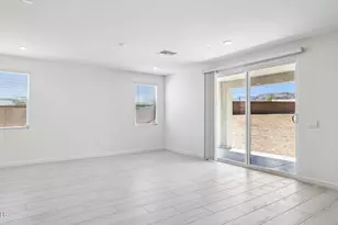 10034 S 23rd Ln, Phoenix, AZ 85041 - Photo 5