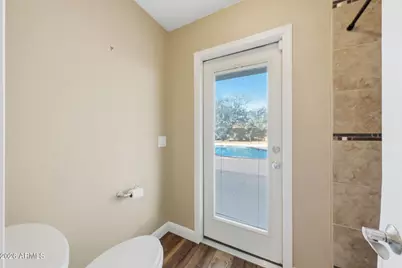 11236 N 42nd Place, Phoenix, AZ 85028 - Photo 13