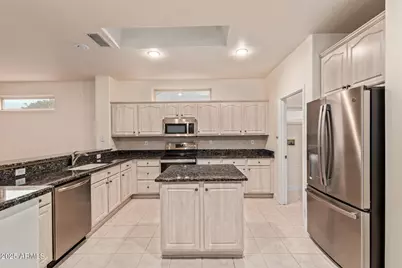 16161 W Silver Falls Drive, Surprise, AZ 85374 - Photo 15