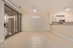 16161 W Silver Falls Dr, Surprise, AZ 85374 - Photo 9