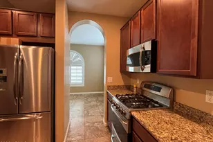 948 S Huish Dr, Gilbert, AZ 85296 - Photo 3