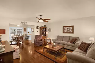 15401 N Lakeforest Dr, Sun City, AZ 85351 - Photo 3