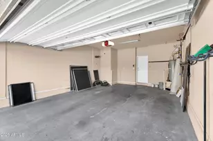 2725 E Mine Creek Rd, Phoenix, AZ 85024 - Photo 31