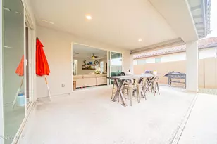 8545 W Peppertree Ln, Glendale, AZ 85305 - Photo 25