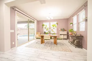 8545 W Peppertree Ln, Glendale, AZ 85305 - Photo 7