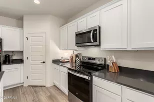 13537 W Cassia Trail, Peoria, AZ 85383 - Photo 7