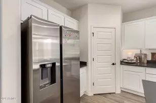 13537 W Cassia Trail, Peoria, AZ 85383 - Photo 9