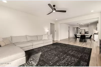 13537 W Cassia Trail, Peoria, AZ 85383 - Photo 11
