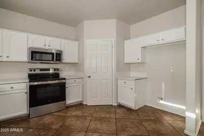 6217 S 44th Drive, Laveen, AZ 85339 - Photo 9