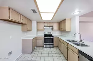 7742 W McRae Way, Glendale, AZ 85308 - Photo 9