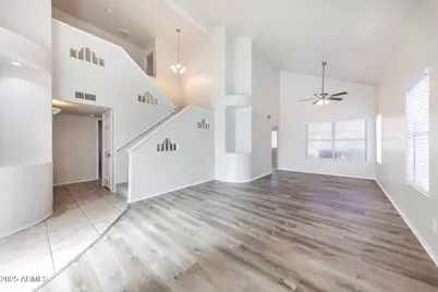 7742 W McRae Way, Glendale, AZ 85308 - Photo 3