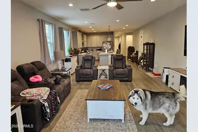 10768 W Kinderman Drive, Avondale, AZ 85323 - Photo 7