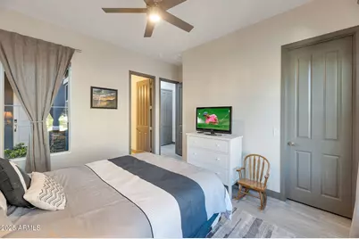 3119 E Cat Balue Drive, Phoenix, AZ 85050 - Photo 17