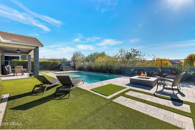 3119 E Cat Balue Drive, Phoenix, AZ 85050 - Photo 1