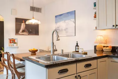 82 W Windsor Avenue, Phoenix, AZ 85003 - Photo 15