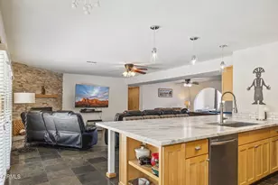 7036 E Sheena Dr, Scottsdale, AZ 85254 - Photo 9