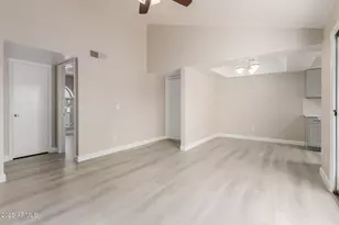 10610 S 48th St, Phoenix, AZ 85044 - Photo 11