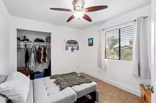 10406 N 41st Dr, Phoenix, AZ 85051 - Photo 15