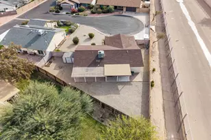 10406 N 41st Dr, Phoenix, AZ 85051 - Photo 25