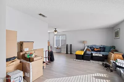 1920 E Saint Catherine Avenue, Phoenix, AZ 85042 - Photo 7