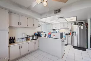 1920 E Saint Catherine Ave, Phoenix, AZ 85042 - Photo 13