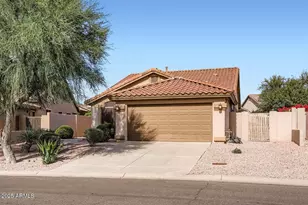 10290 E Hillery Dr, Scottsdale, AZ 85255 - Photo 3