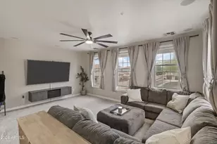 2791 S Balsam Dr, Gilbert, AZ 85295 - Photo 9