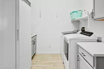 2819 E Los Gatos Drive, Phoenix, AZ 85050 - Photo 11