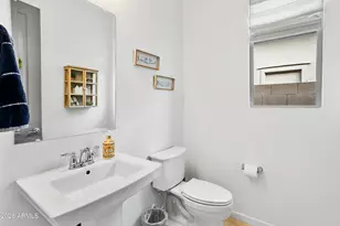 2819 E Los Gatos Dr, Phoenix, AZ 85050 - Photo 15