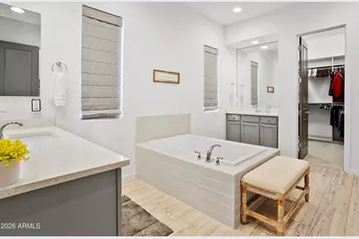 2819 E Los Gatos Drive, Phoenix, AZ 85050 - Photo 17