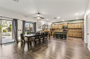 2538 E Mine Creek Rd, Phoenix, AZ 85024 - Photo 9