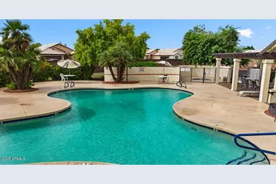 8140 N 107th Avenue #112, Peoria, AZ 85345 - Photo 25