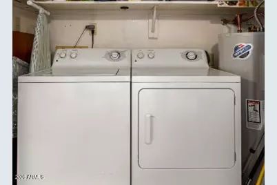 8140 N 107th Avenue #112, Peoria, AZ 85345 - Photo 21