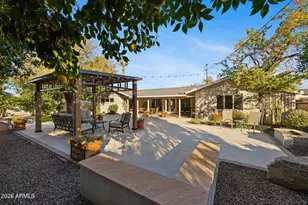 4209 E Patricia Jane Dr, Phoenix, AZ 85018 - Photo 5