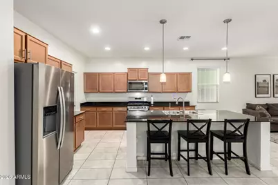 40121 W Curtis Way, Maricopa, AZ 85138 - Photo 9