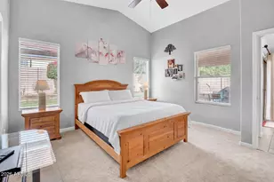 13980 W Mauna Loa Ln, Surprise, AZ 85379 - Photo 11