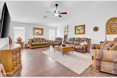 13980 W Mauna Loa Lane, Surprise, AZ 85379 - Photo 9