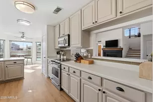 3925 E Wildwood Dr, Phoenix, AZ 85048 - Photo 11