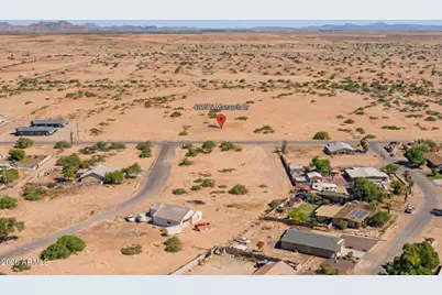 4215 N Monarch Drive #2, Eloy, AZ 85131 - Photo 1