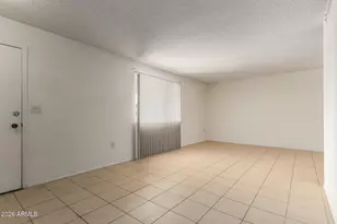 10608 W White Mountain Rd, Sun City, AZ 85351 - Photo 13