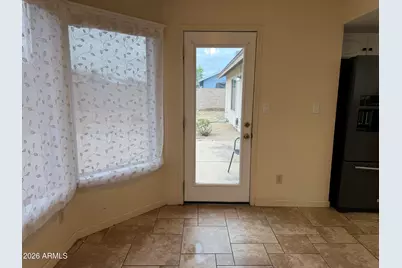 7126 W Sunnyside Drive, Peoria, AZ 85345 - Photo 5