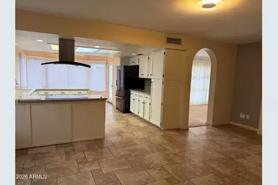 7126 W Sunnyside Drive, Peoria, AZ 85345 - Photo 3