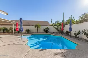 1469 E Carla Vista Dr, Gilbert, AZ 85295 - Photo 29