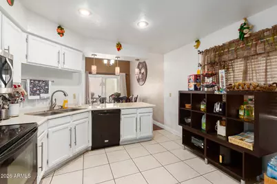 3938 E Graythorn Street, Phoenix, AZ 85044 - Photo 11