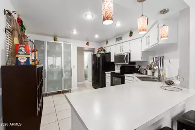 3938 E Graythorn Street, Phoenix, AZ 85044 - Photo 9