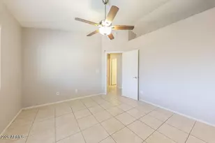 7056 W Eva St, Peoria, AZ 85345 - Photo 9