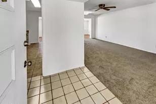 11807 N Thunderbird Rd, Sun City, AZ 85351 - Photo 3