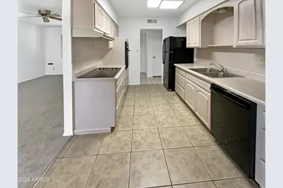 11807 N Thunderbird Road, Sun City, AZ 85351 - Photo 7