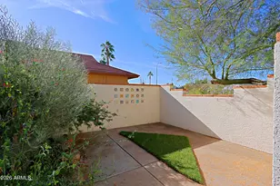 1379 N 86th Way, Scottsdale, AZ 85257 - Photo 3