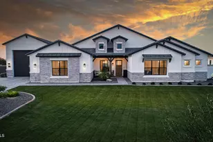 18814 E Country Mdws Ct, Queen Creek, AZ 85142 - Photo 1